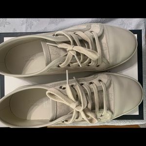 Gucci sneakers size 9